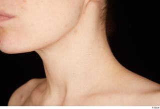 Rania neck nude 0003.jpg